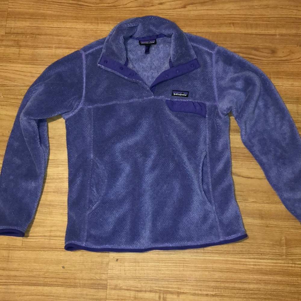 Patagonia sweatshirt